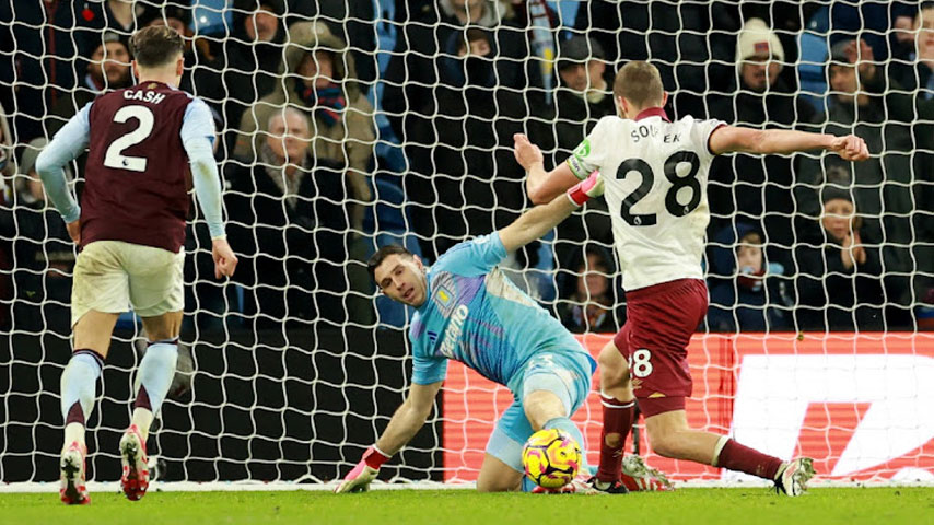 พรีเมียร์ลีกอังกฤษ : แอสตันวิลลา VS เวสต์แฮม